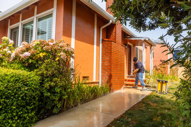 Pressure Washing Brick in Groesbeck, TX
